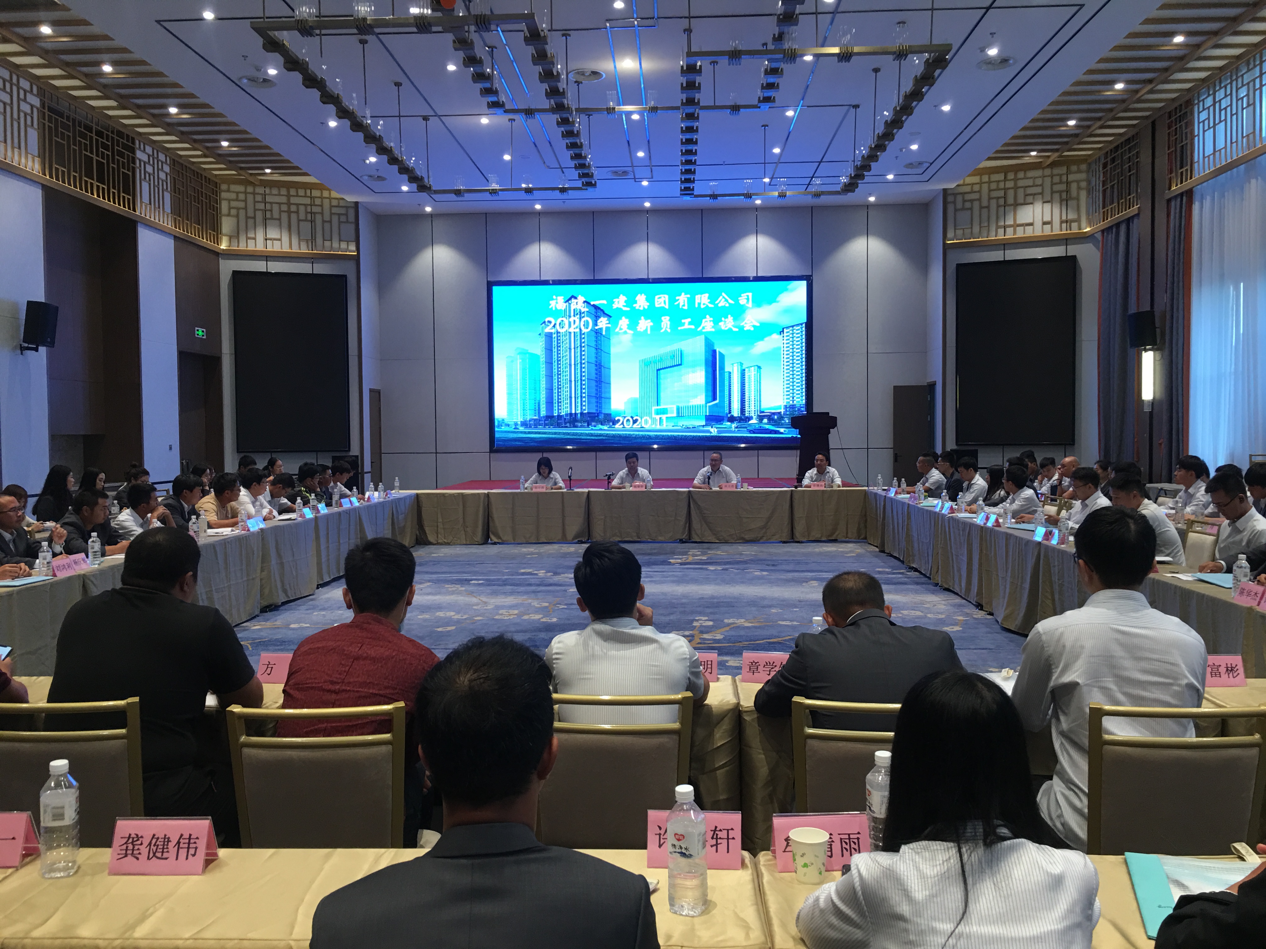 交流.jpg 交流.jpg