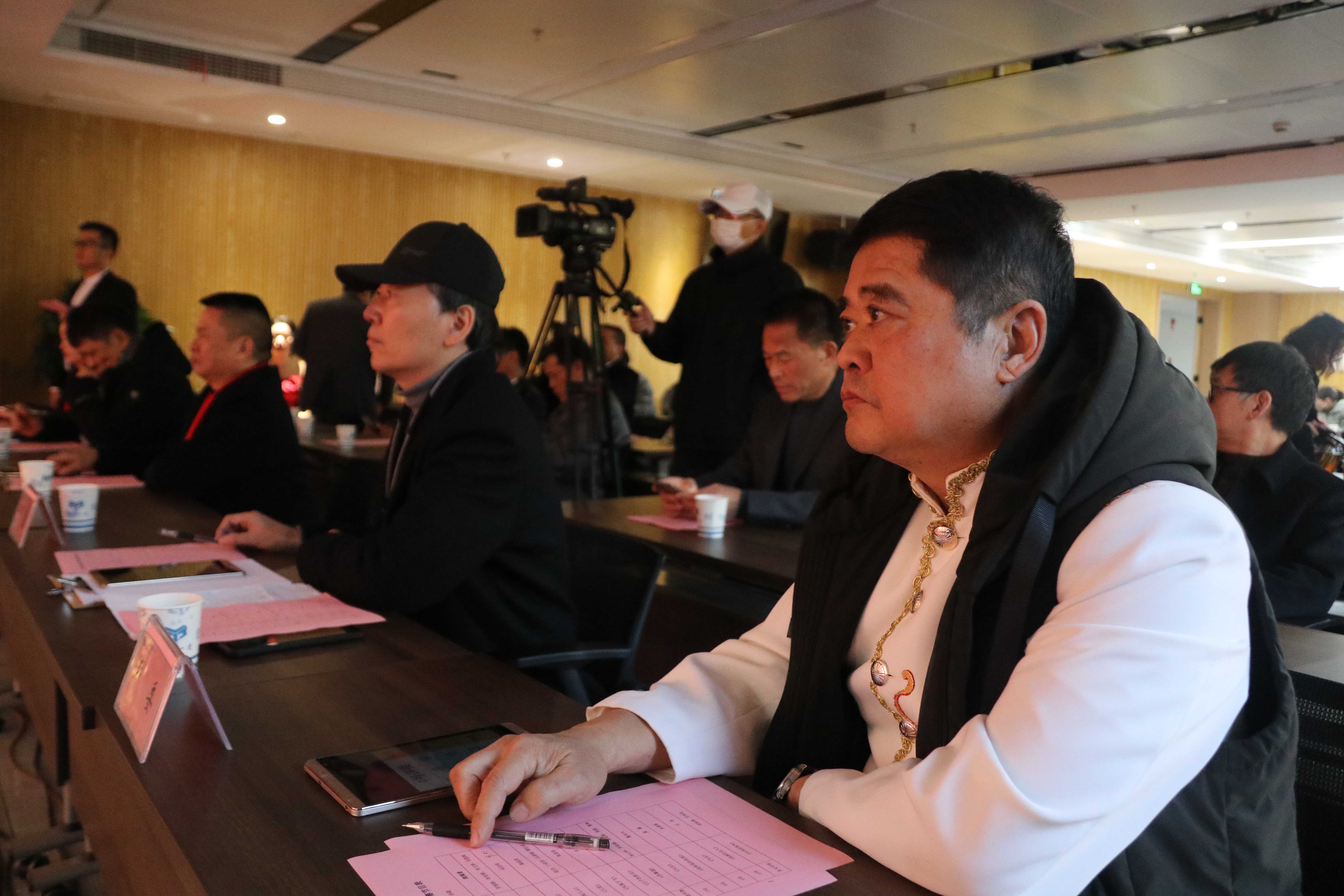 pingwei.jpg pingwei.jpg