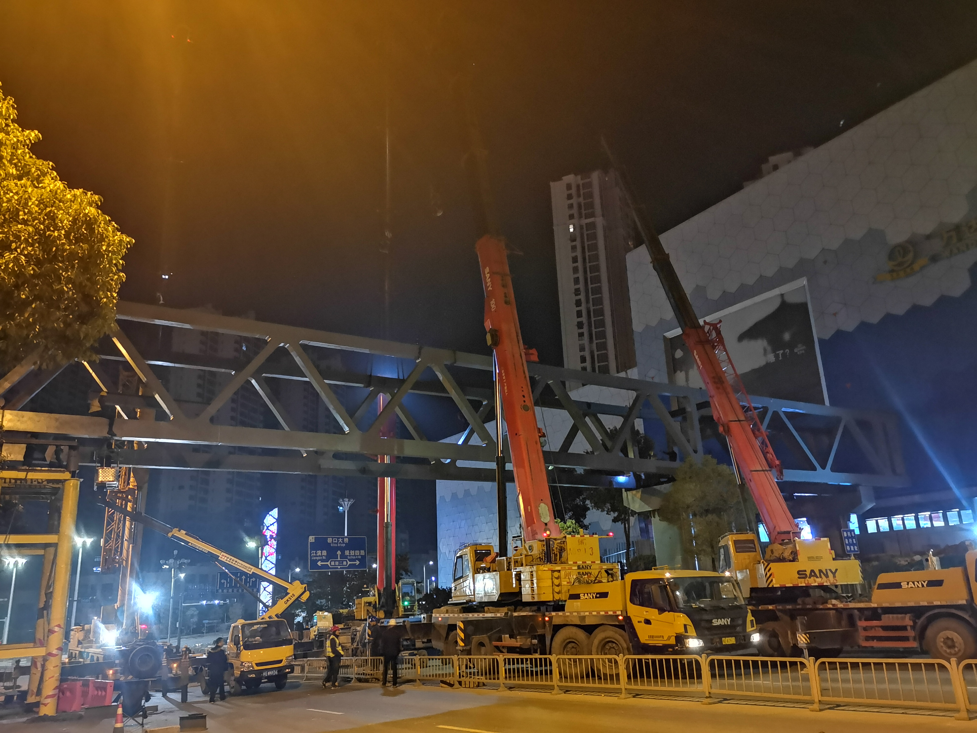 现场安装图片.jpg 现场安装图片.jpg