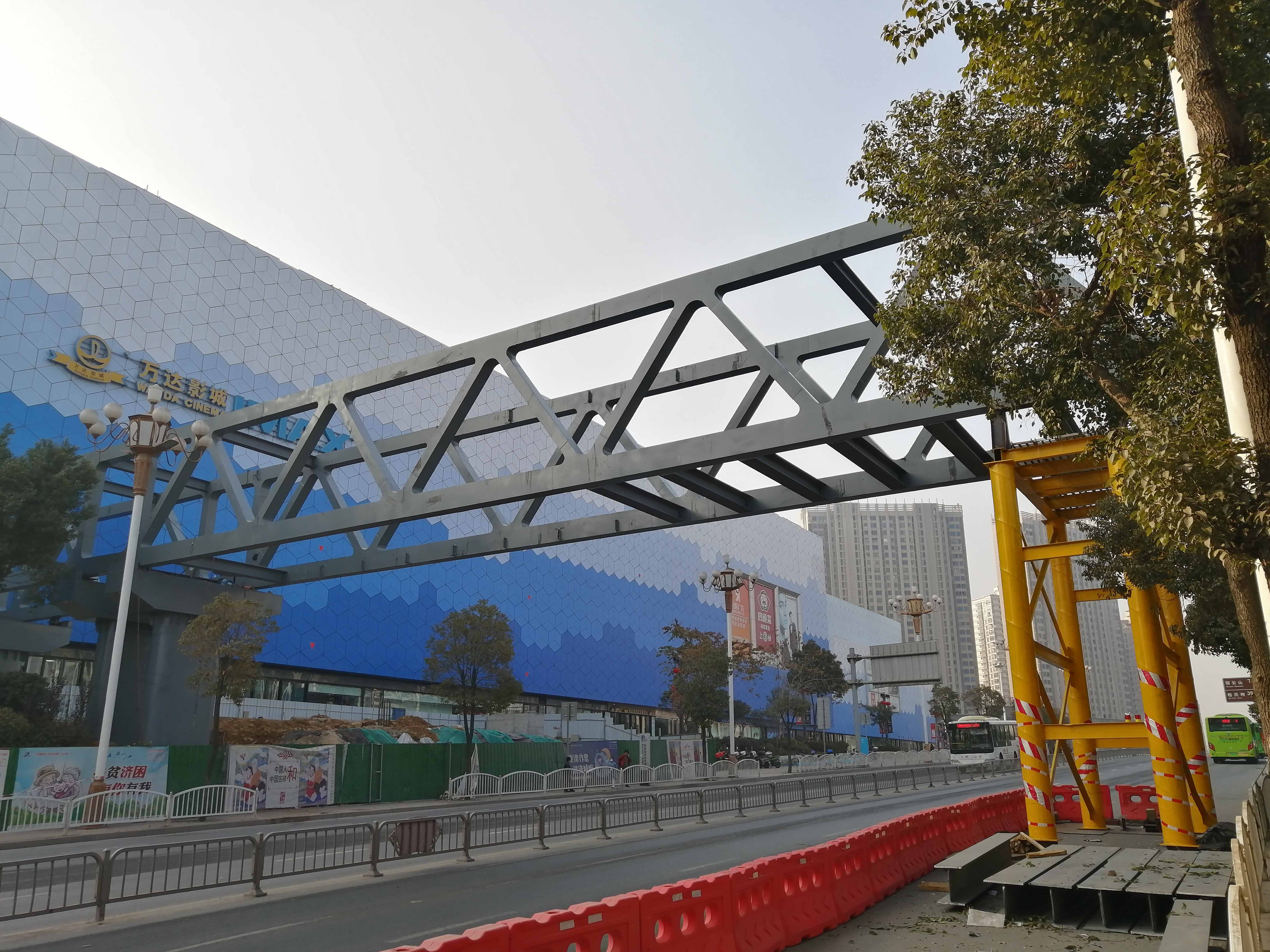 现场照片.jpg 现场照片.jpg