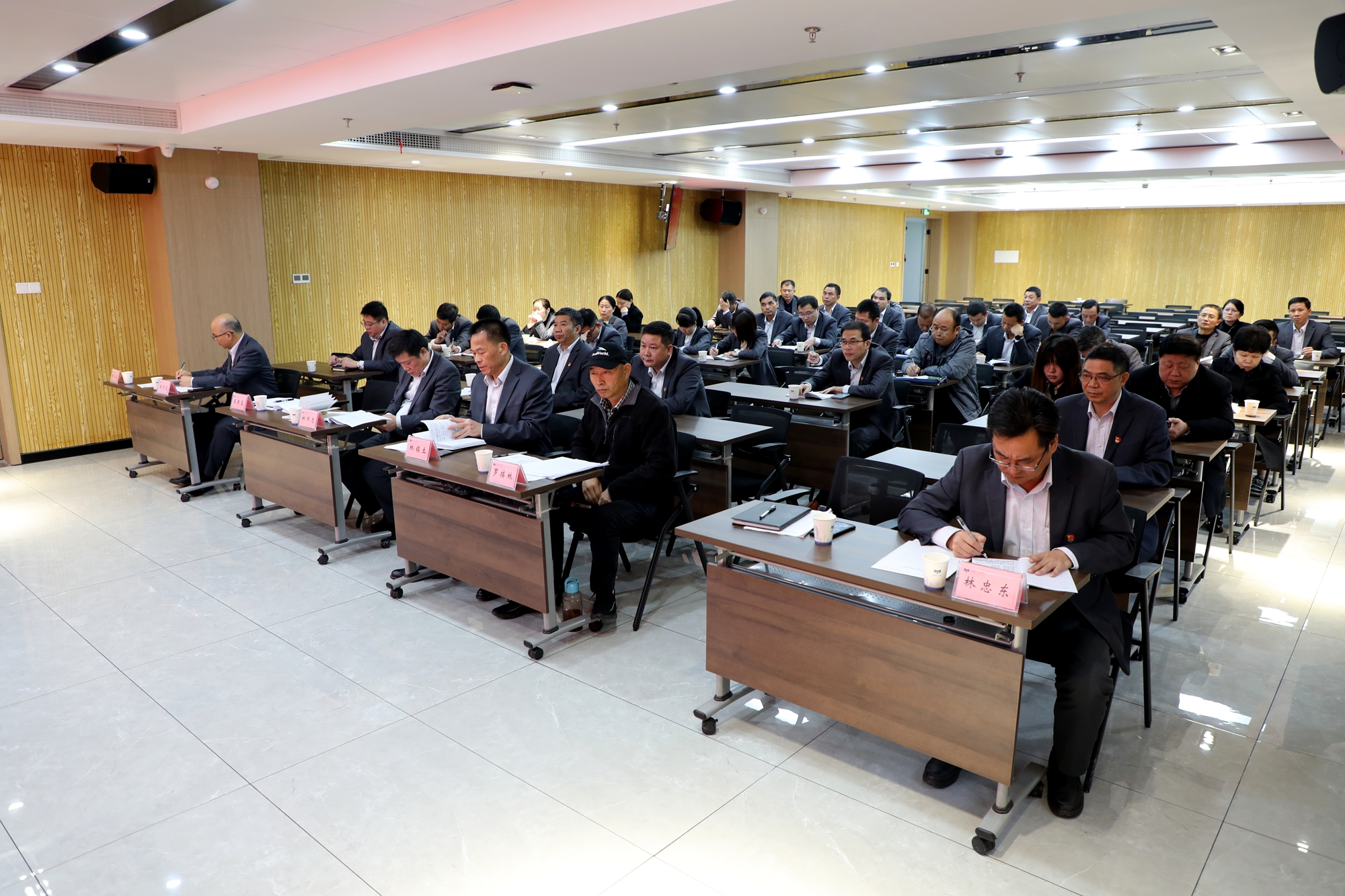 AM8A2794_副本.jpg AM8A2794_副本.jpg